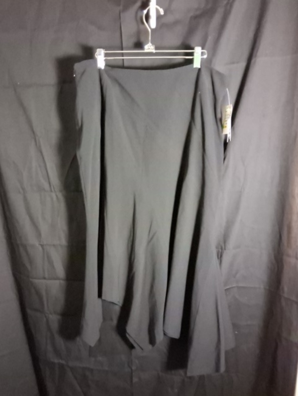 NWT Focus 2000 Black Asymmetrical Skirt Size 14